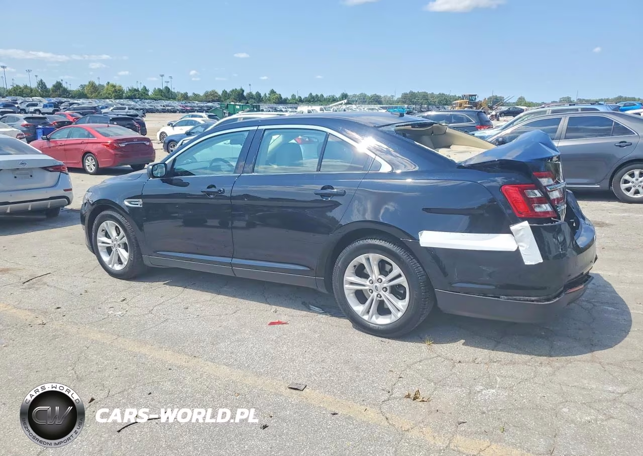 2016 Ford Taurus Se VIN:1FAHP2D88GG141464 - 2