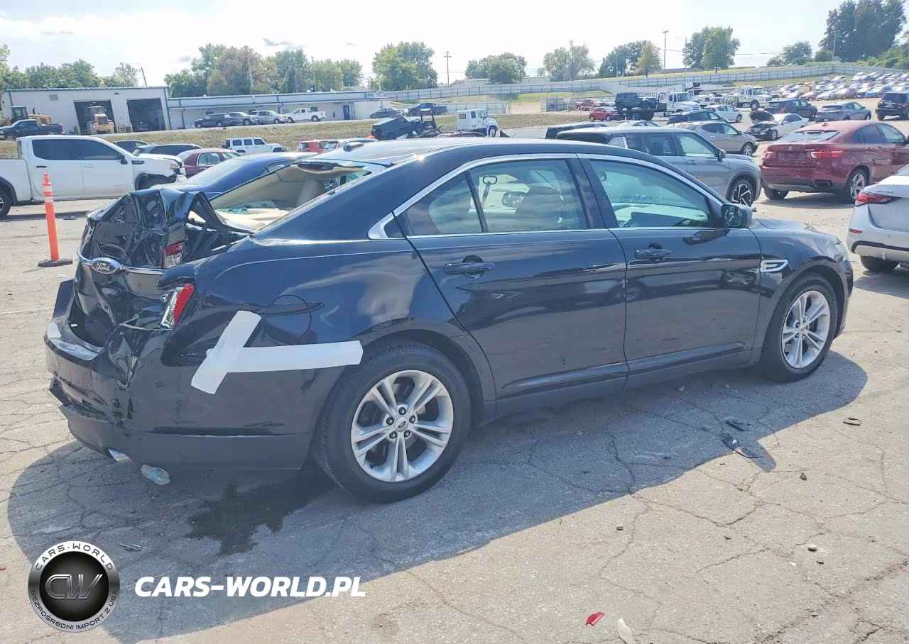 2016 Ford Taurus Se VIN:1FAHP2D88GG141464 - 3
