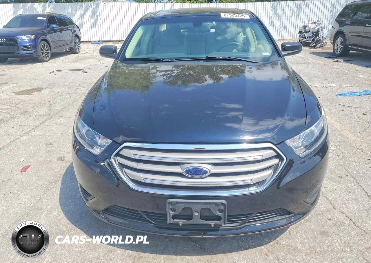 2016 Ford Taurus Se VIN:1FAHP2D88GG141464 - 5