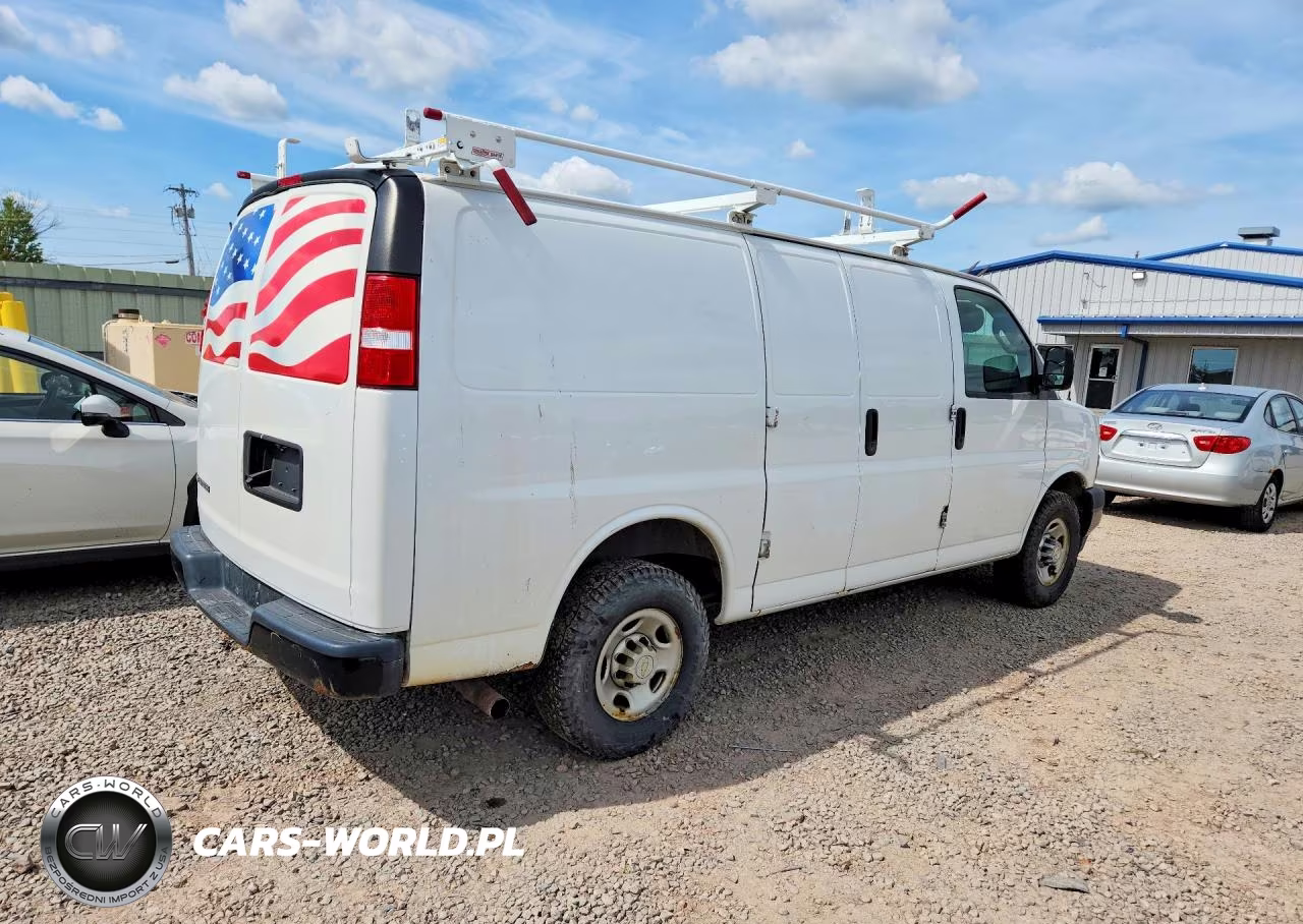 2020 Chevrolet Express G2500 VIN:1GCWGAFG2L1253822 - 3