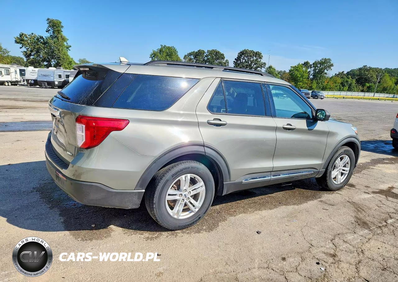 2020 Ford Explorer Xlt VIN:1FMSK8DH2LGA18024 - 3
