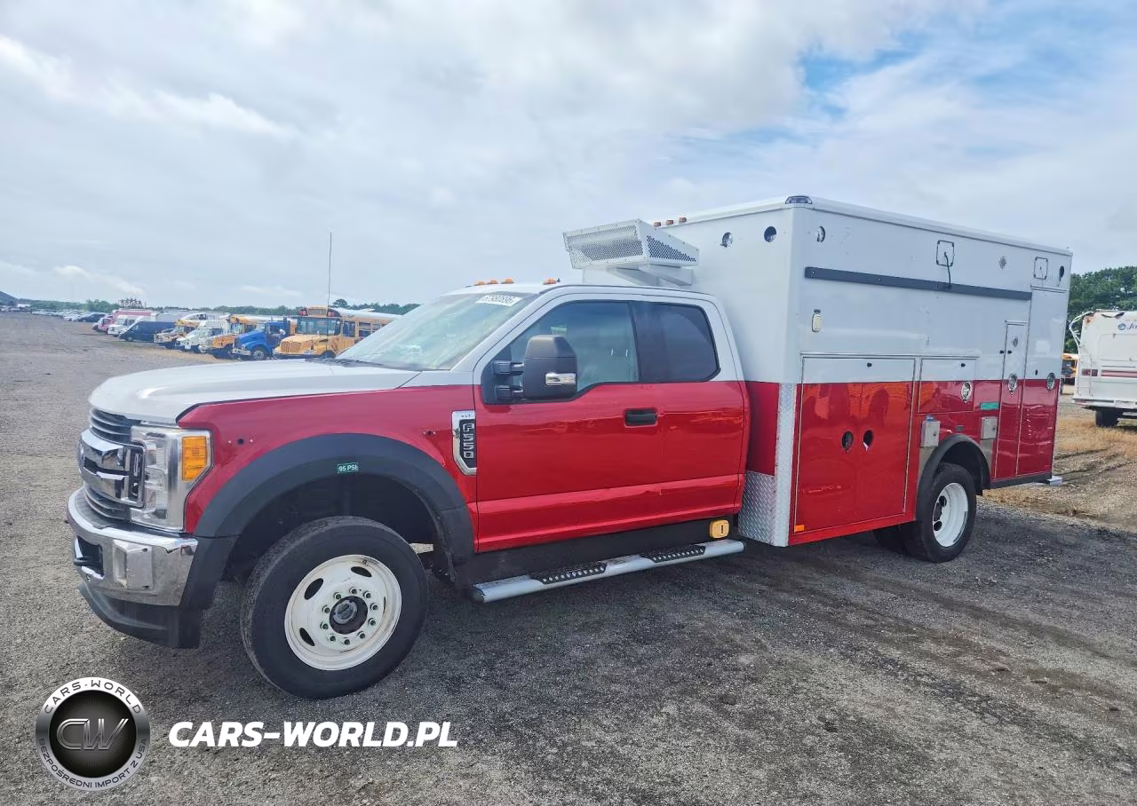 2017 Ford F-550 Chassis Lariat-Xl-Xlt