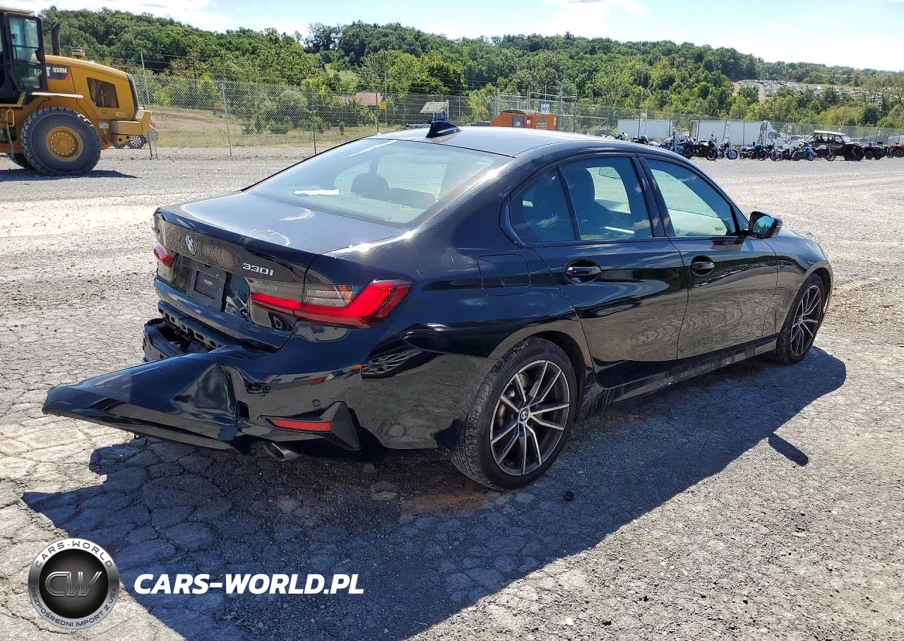 2022 BMW 330Xi VIN:3MW5R7J09N8C36711 - 3