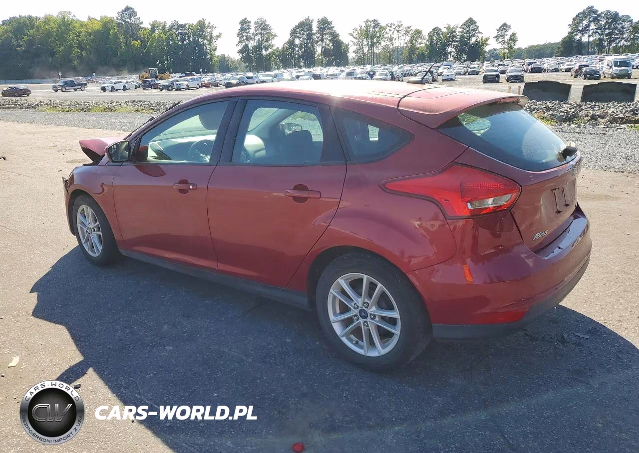 2017 Ford Focus Se VIN:1FADP3K22HL297687 - 2