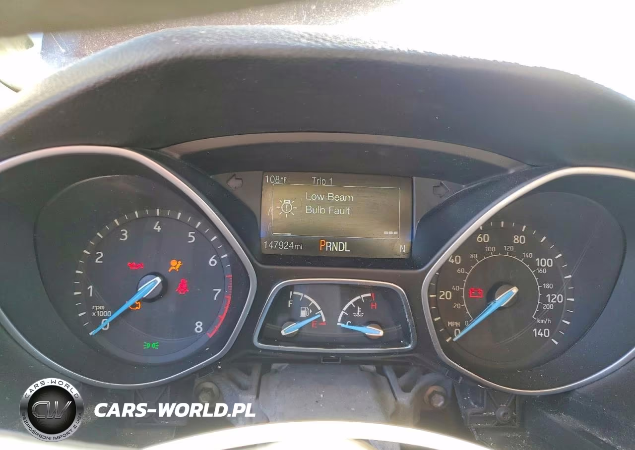 2017 Ford Focus Se VIN:1FADP3K22HL297687 - 9
