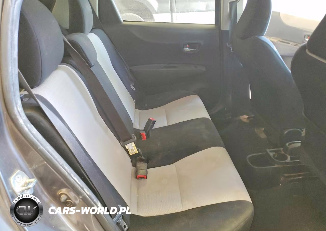 2012 Toyota Yaris 5-Door Le VIN:JTDKTUD38CD536946 - 10