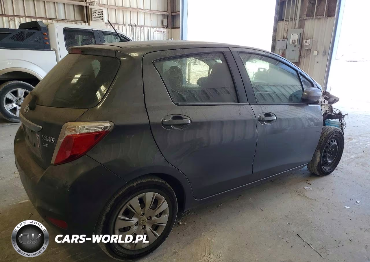 2012 Toyota Yaris 5-Door Le VIN:JTDKTUD38CD536946 - 3