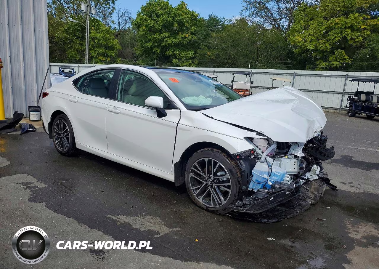 2026 Toyota Camry Xle VIN:4T1DBADK8TU556756 - 4
