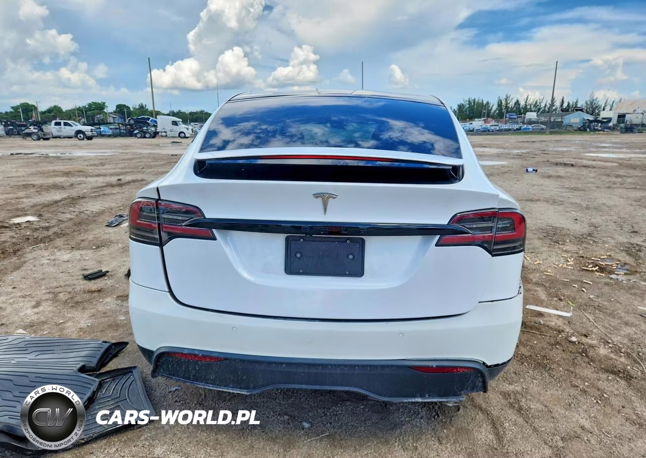2022 Tesla Model X VIN:7SAXCDE57NF364445 - 6