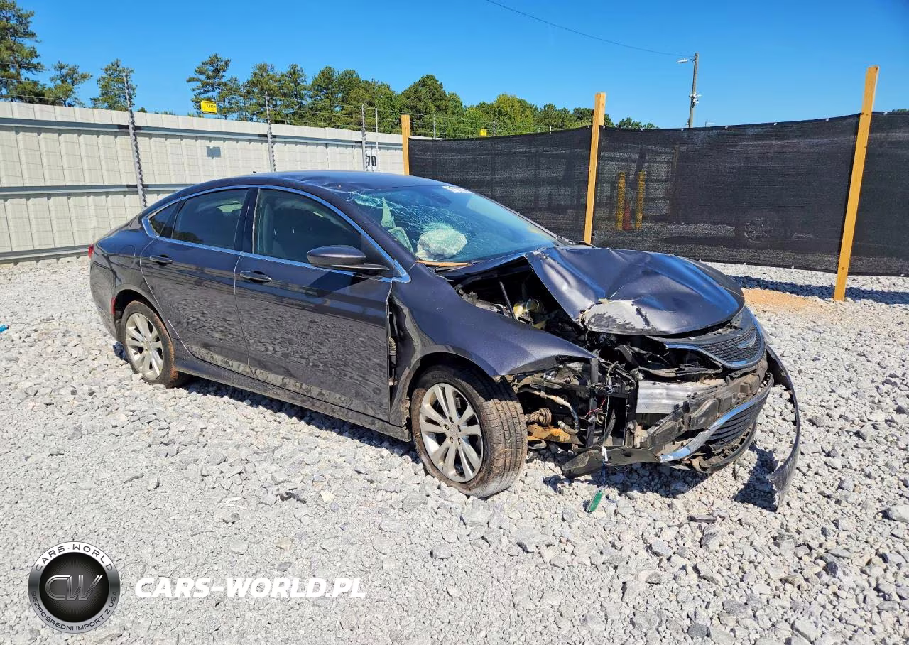 2015 Chrysler 200 Limited VIN:1C3CCCAB1FN647416 - 4