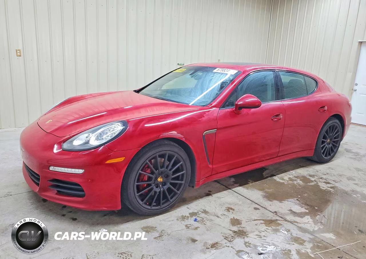 2016 Porsche Panamera 2