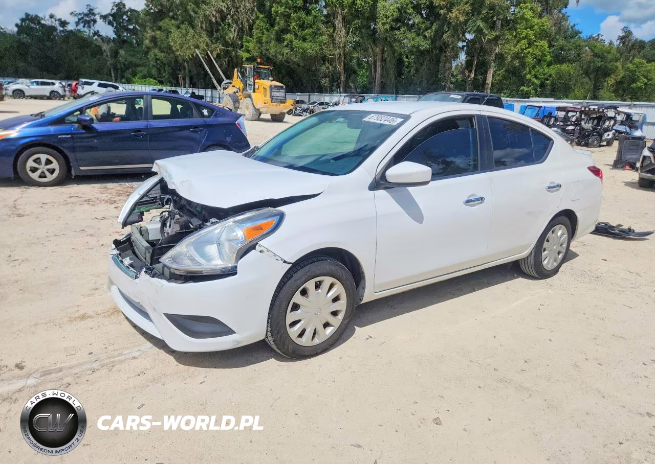 2016 Nissan Versa 1.6 Sv