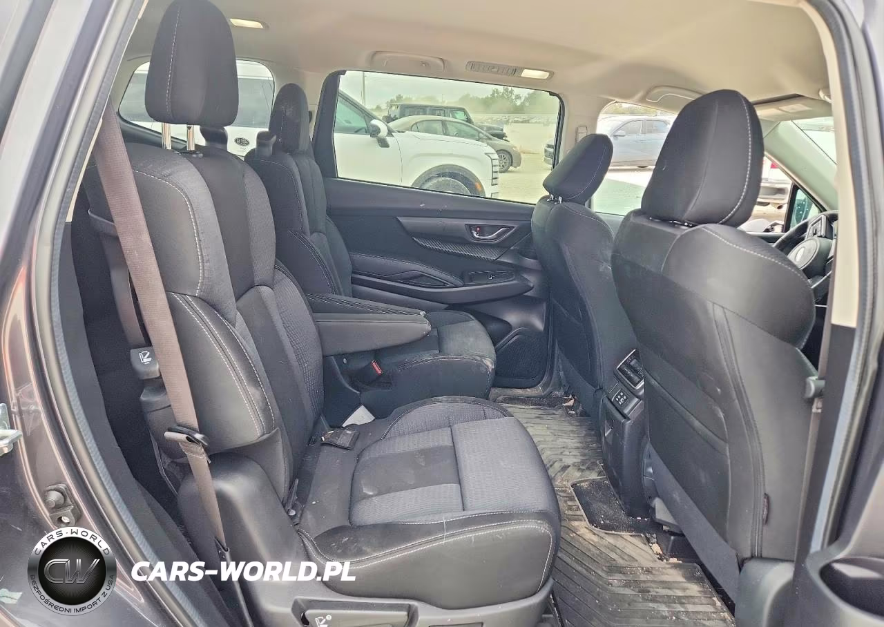 2025 Subaru Ascent Premium VIN:4S4WMADD8S3440451 - 10