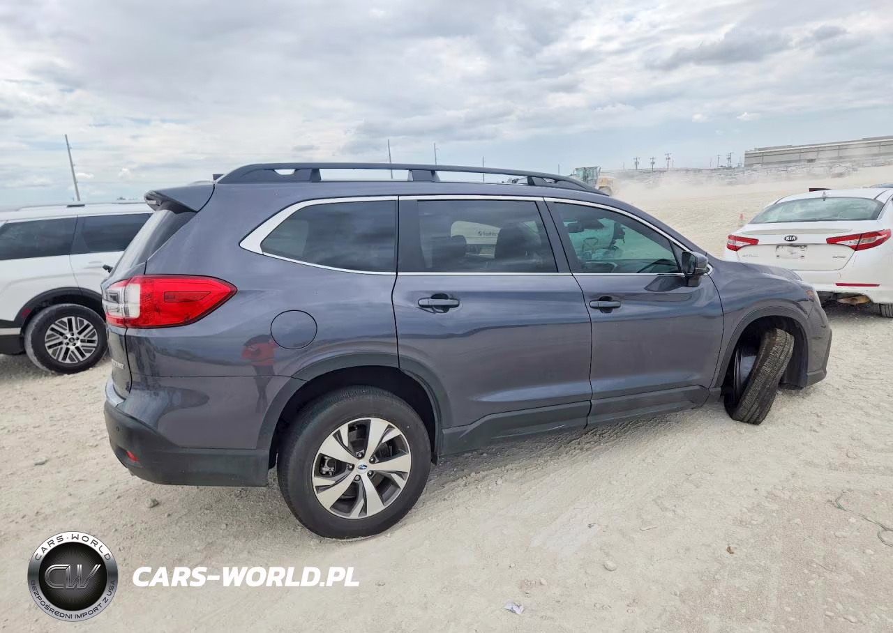 2025 Subaru Ascent Premium VIN:4S4WMADD8S3440451 - 3