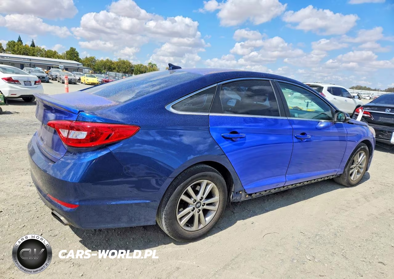 2015 Hyundai Sonata Eco VIN:5NPE24AA8FH134975 - 3
