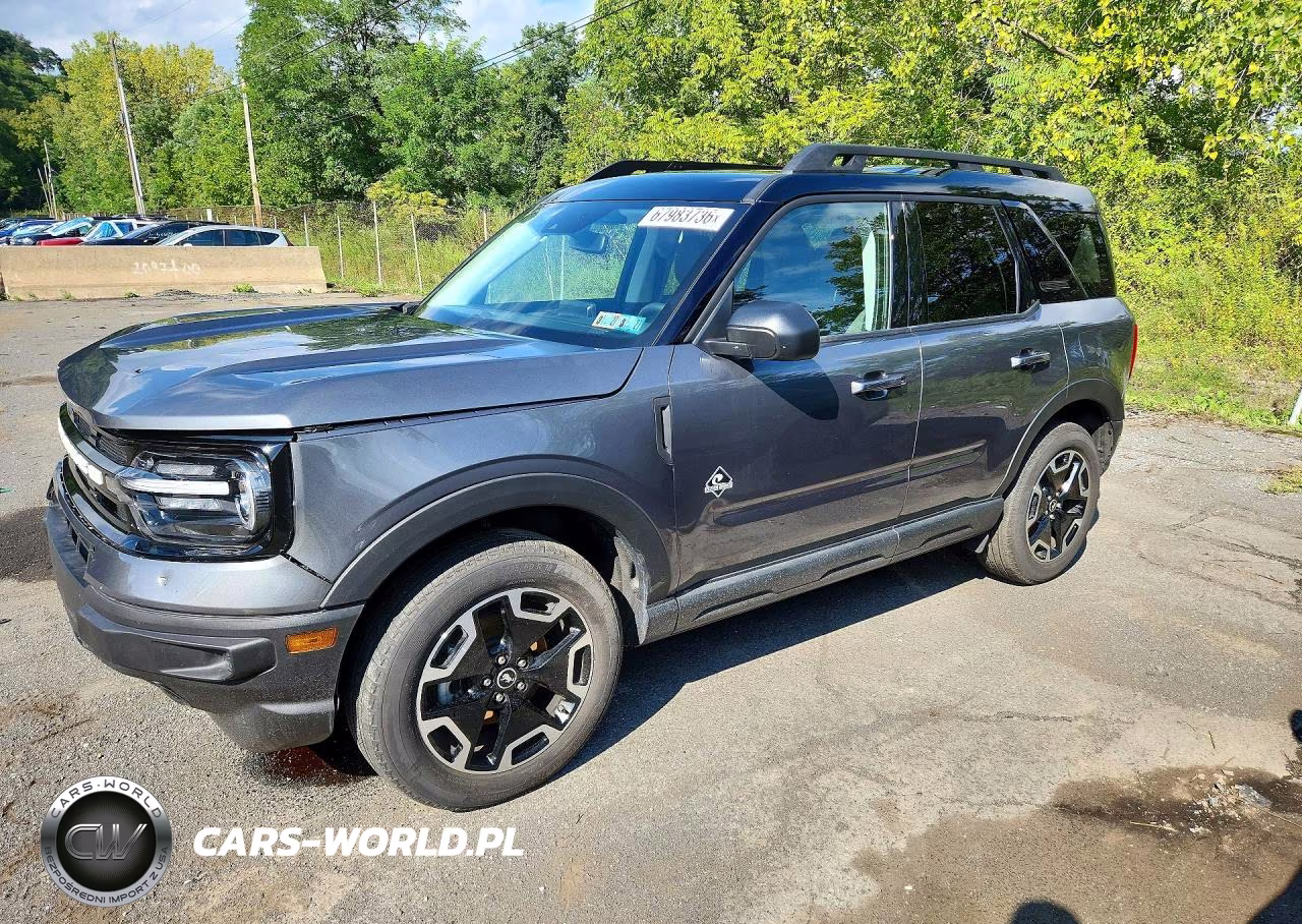 2024 Ford Bronco Sport Outer Banks – zdjęcie 1 z 13