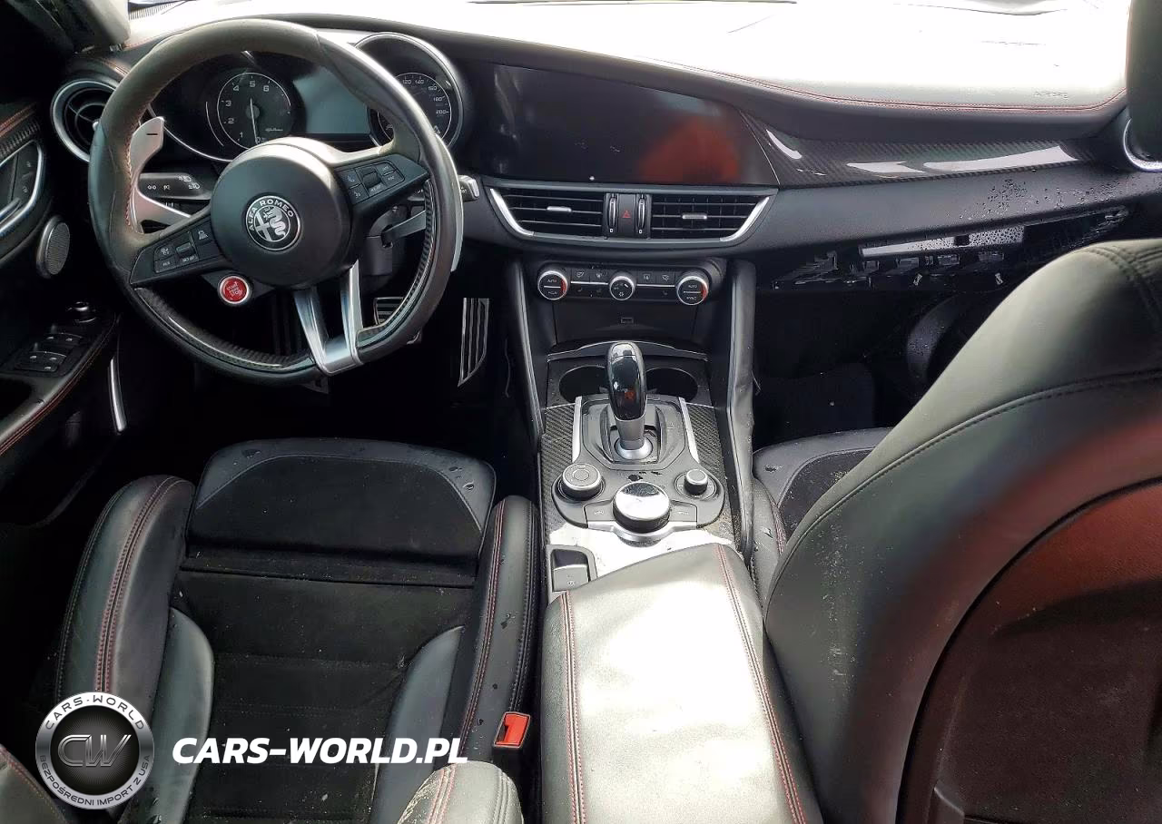 2017 Alfa Romeo Giulia Quadrifoglio VIN:ZARFAEAV0H7558566 - 8