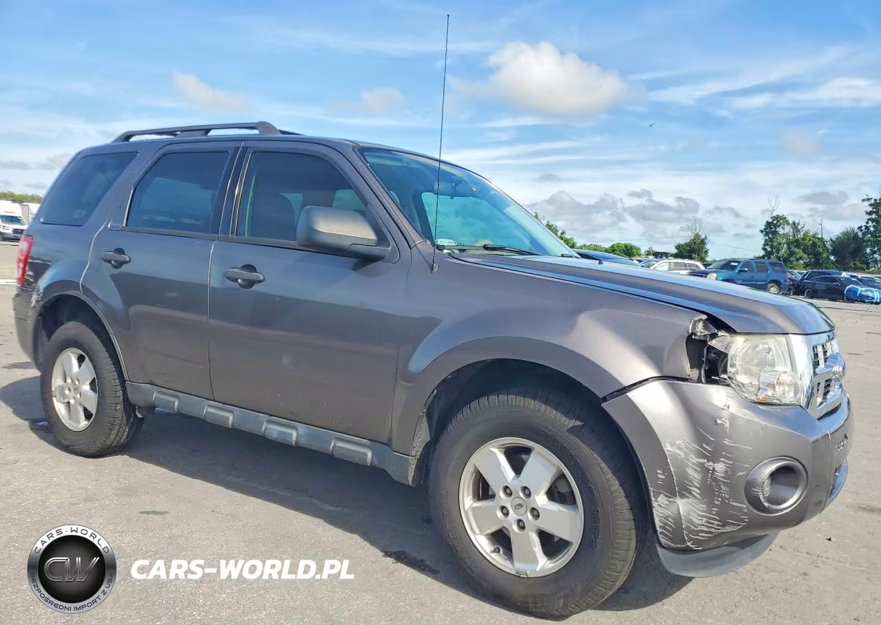 2012 Ford Escape Xls VIN:1FMCU0C77CKC52150 - 4
