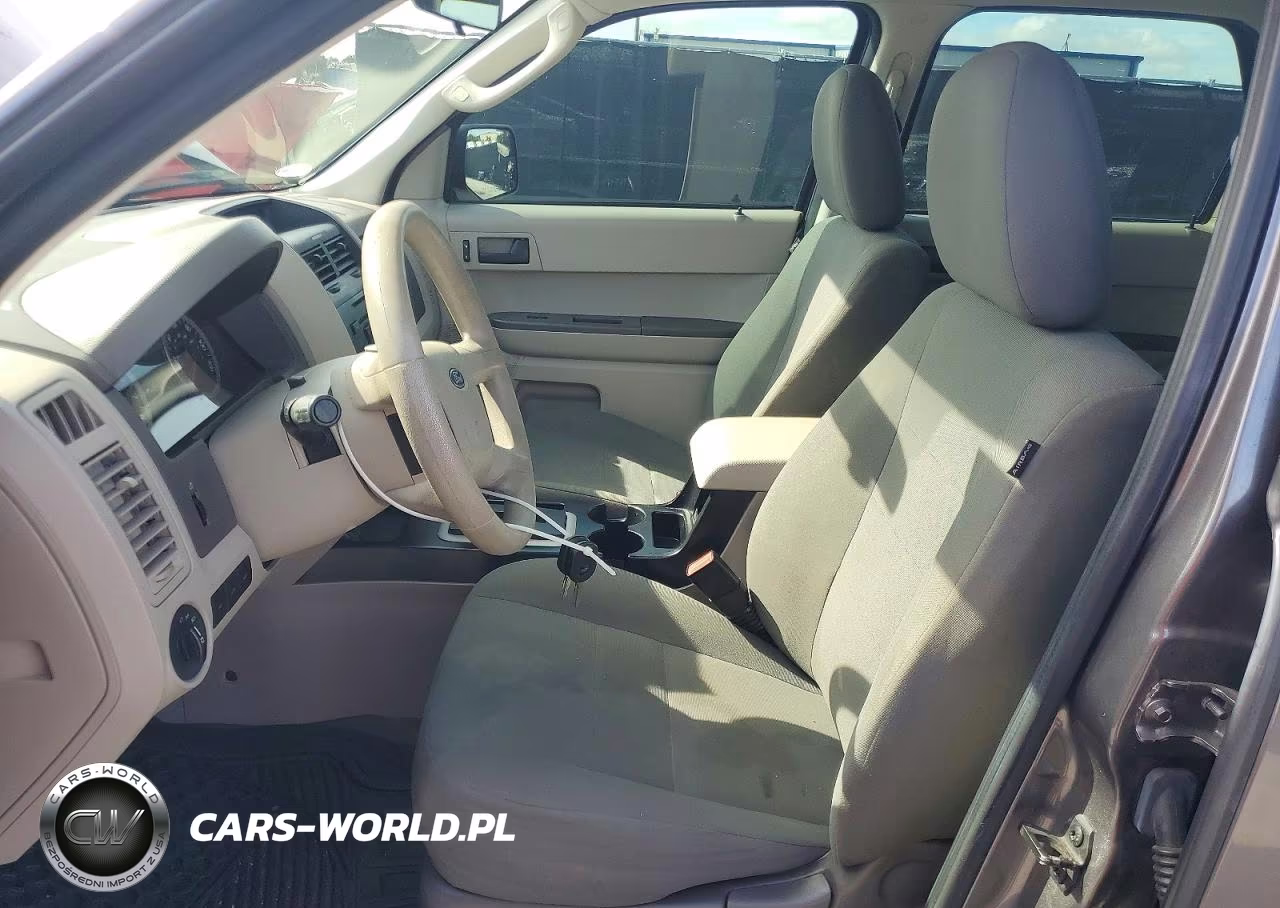 2012 Ford Escape Xls VIN:1FMCU0C77CKC52150 - 7