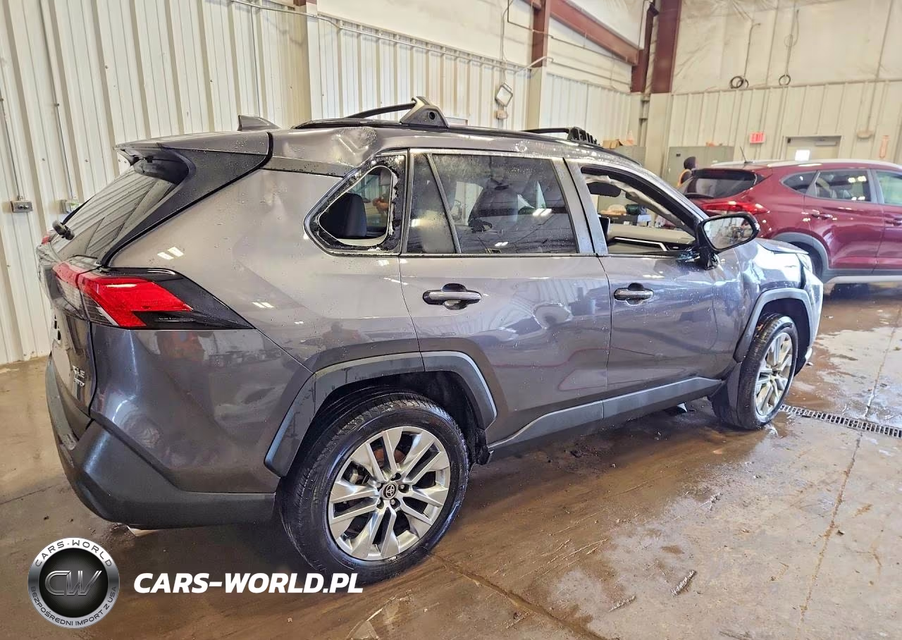 2024 Toyota Rav4 Xle Premium VIN:2T3A1RFV1RC401477 - 3