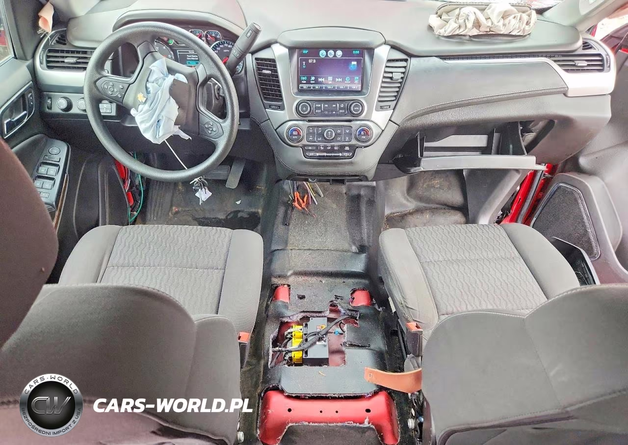2019 Chevrolet Suburban K1500 VIN:1GNSKKEC8KR148016 - 8
