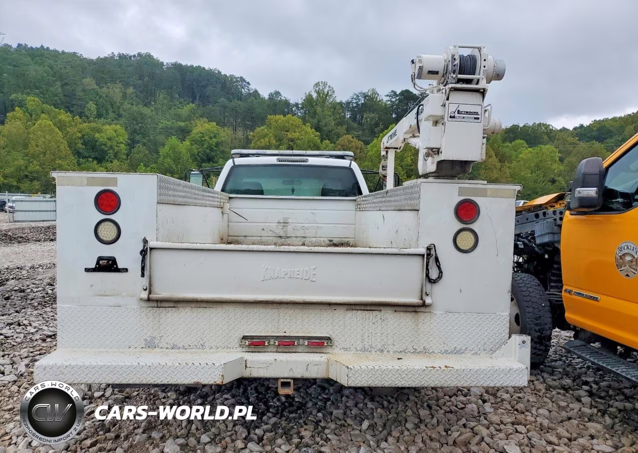 2004 GMC New Sierra K3500 VIN:1GDJK34254E364768 - 11