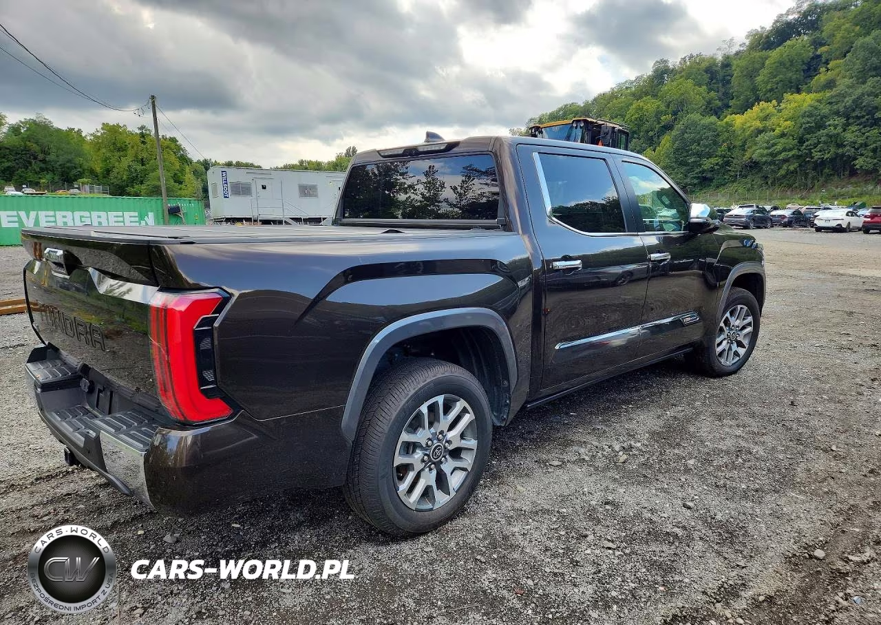2024 Toyota Tundra 1794 Edition Hv VIN:5TFMC5DB7RX048701 - 3