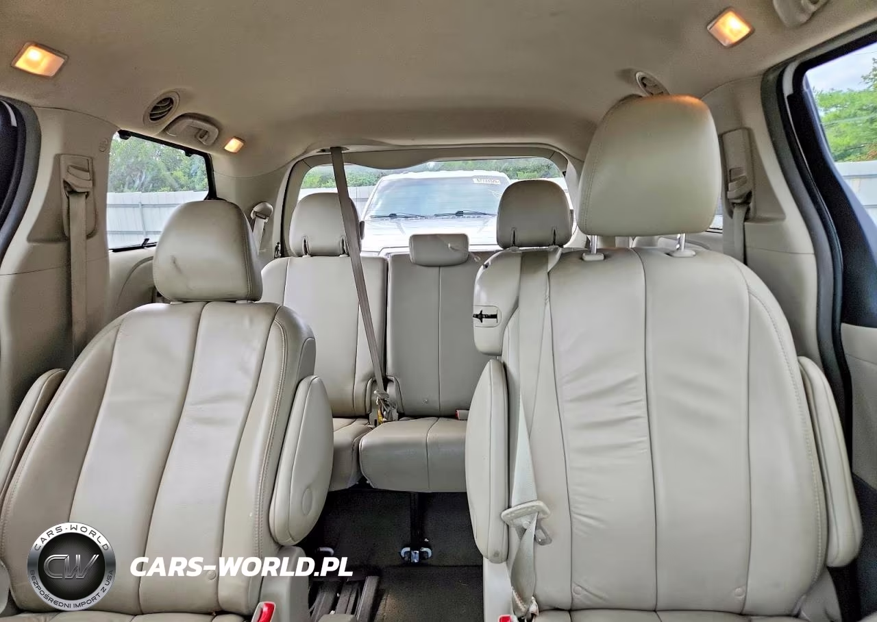 2013 Toyota Sienna Xle 8-Passenger VIN:5TDYK3DC1DS397210 - 10