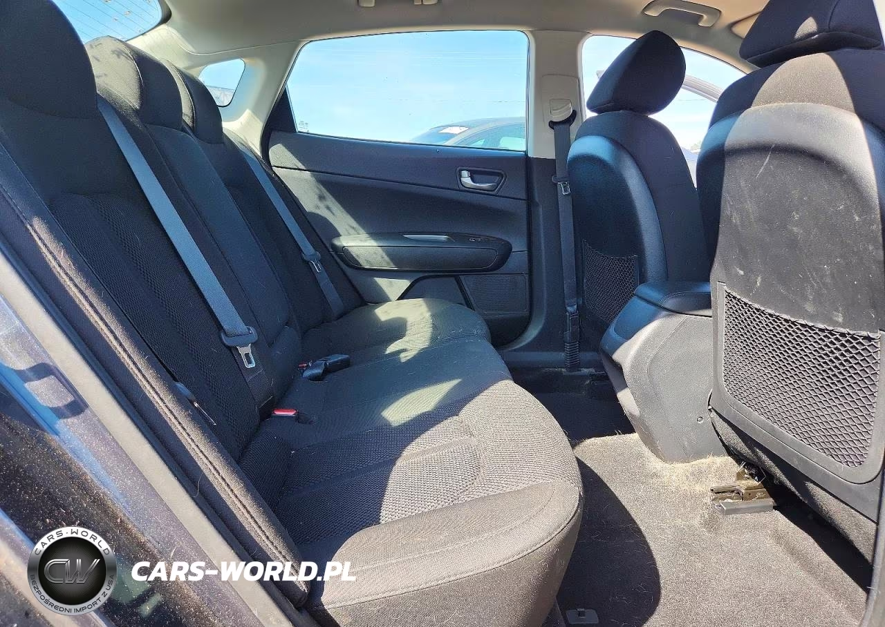 2019 Kia Optima Lx VIN:5XXGT4L37KG377364 - 10
