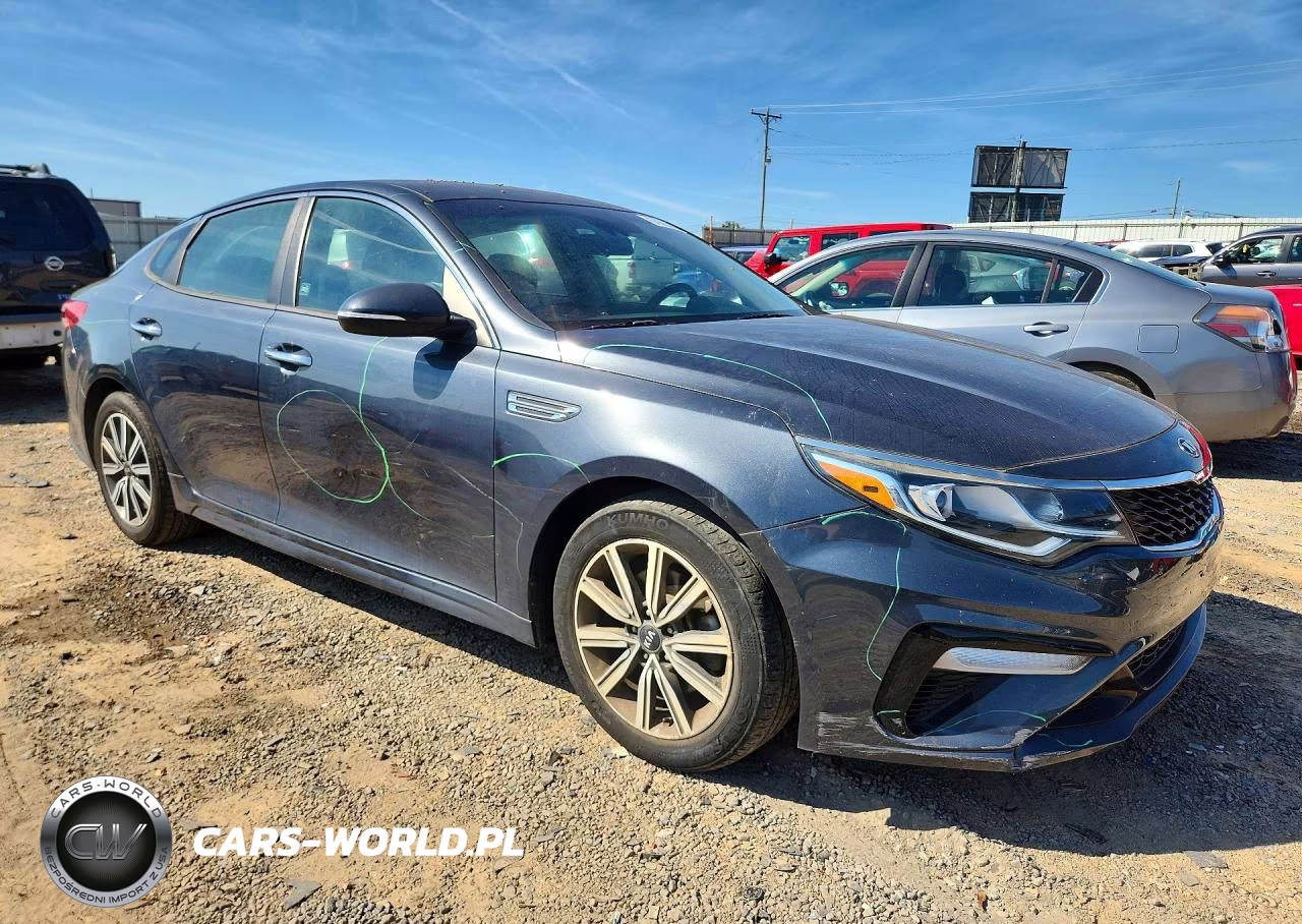 2019 Kia Optima Lx VIN:5XXGT4L37KG377364 - 4