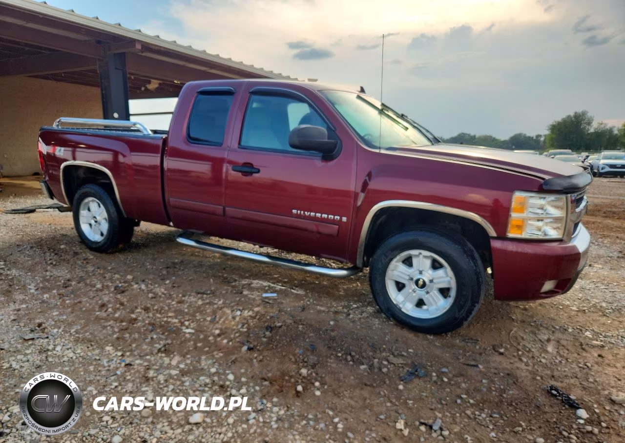 2008 Chevrolet Silverado K1500 VIN:2GCEK19J981272046 - 4