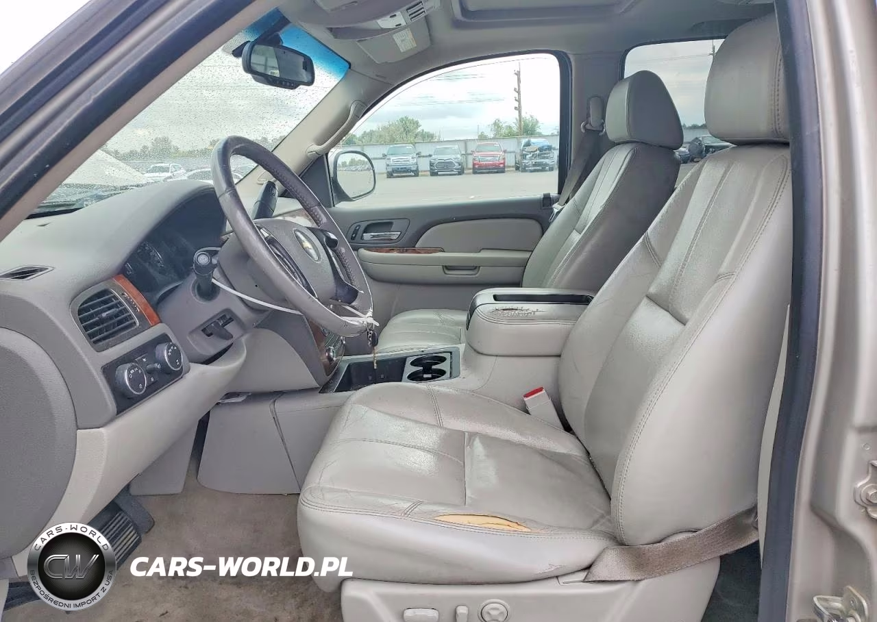 2007 Chevrolet Tahoe K1500 VIN:1GNFK13037J404525 - 7