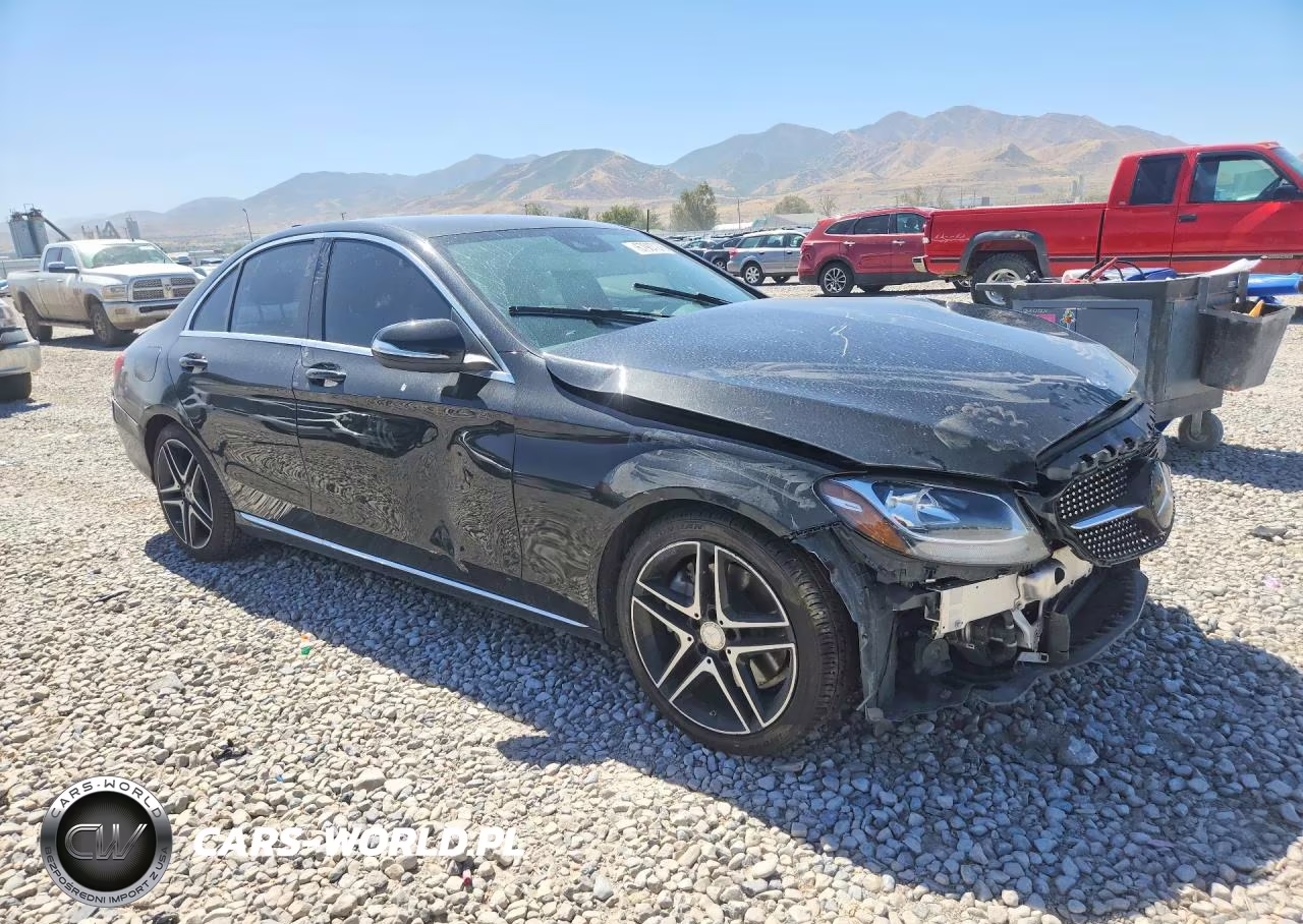 2017 Mercedes-Benz C 300 VIN:55SWF4JB0HU188692 - 4