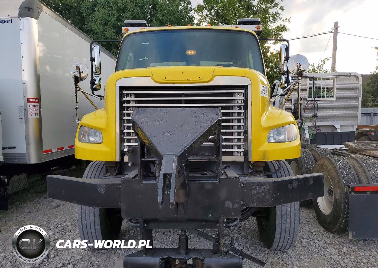 2011 Freightliner Business Class M2 Dump Truck VIN:1FVHC3BS1BHAY6487 - 5