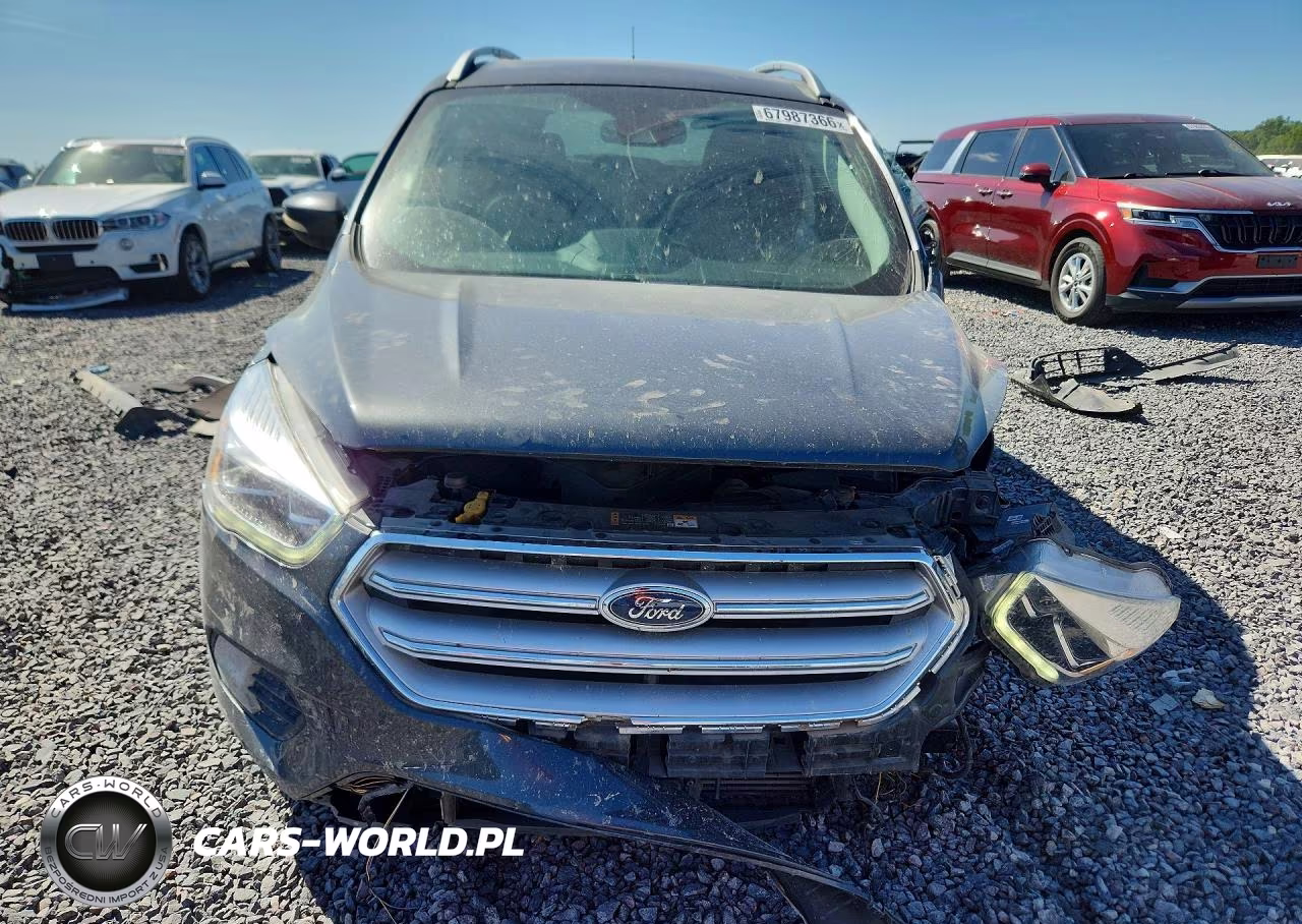 2019 Ford Escape Titanium VIN:1FMCU0J94KUB58475 - 5