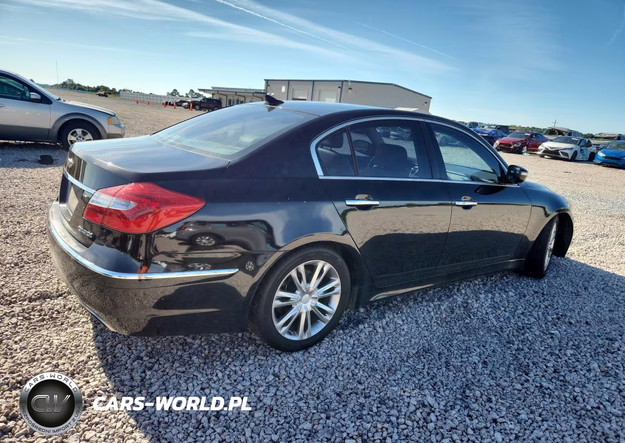 2013 Hyundai Genesis 3.8L VIN:KMHGC4DD1DU245927 - 3