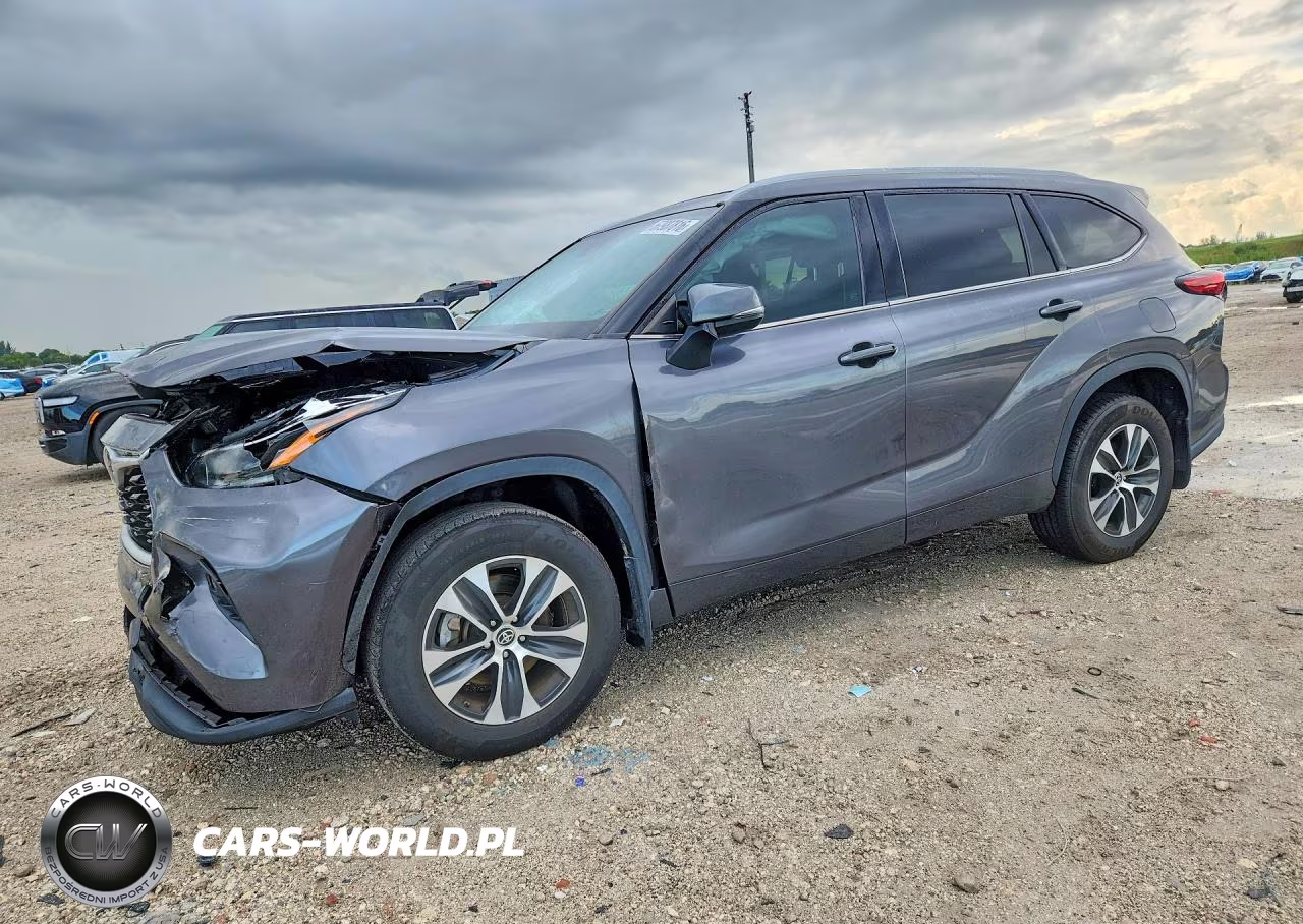 2021 Toyota Highlander Xle VIN:5TDHZRBHXMS114994 - 1