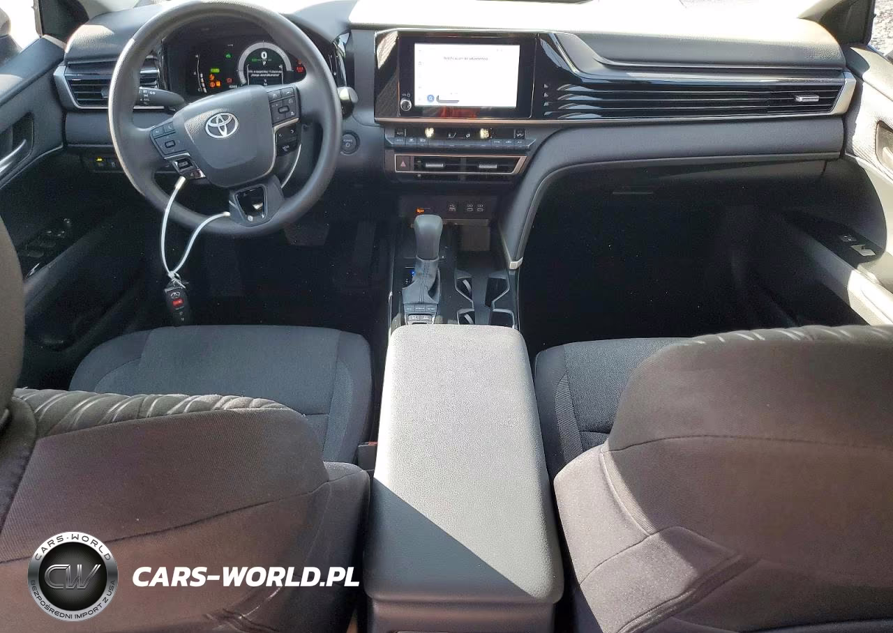 2026 Toyota Camry Le VIN:4T1DBADK8TU542551 - 8