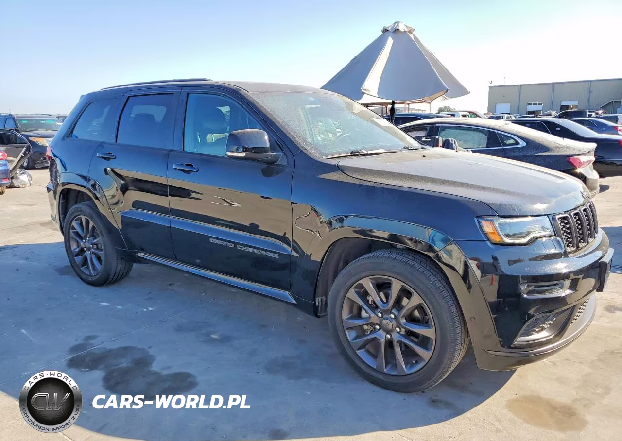 2018 Jeep Grand Cherokee Overland VIN:1C4RJECG7JC327277 - 4