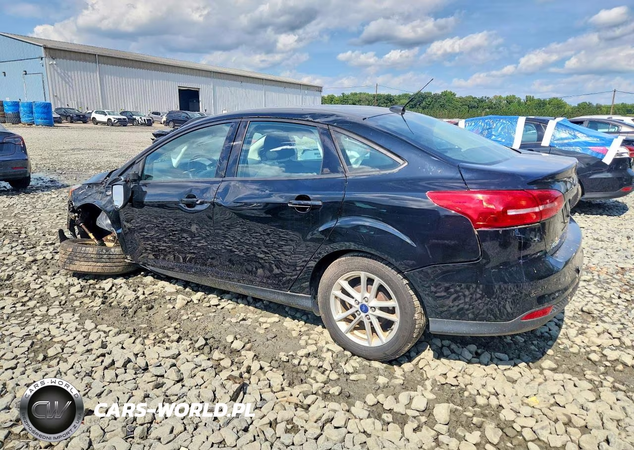 2017 Ford Focus Se VIN:1FADP3F2XHL348041 - 2
