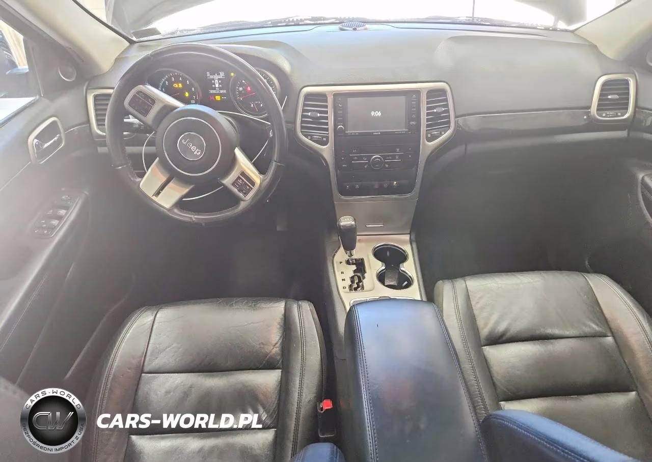 2011 Jeep Grand Cherokee Laredo VIN:1J4RR4GT9BC643138 - 8