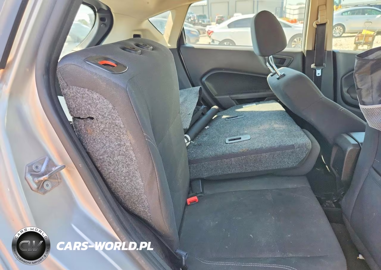 2018 Ford Fiesta Se VIN:3FADP4EJ8JM122857 - 10