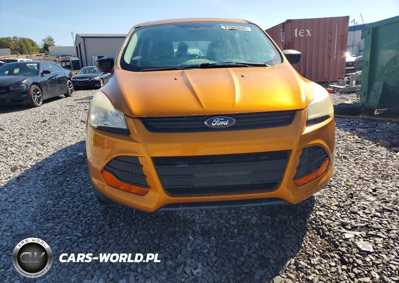 2016 Ford Escape S VIN:1FMCU0F76GUB03198 - 5