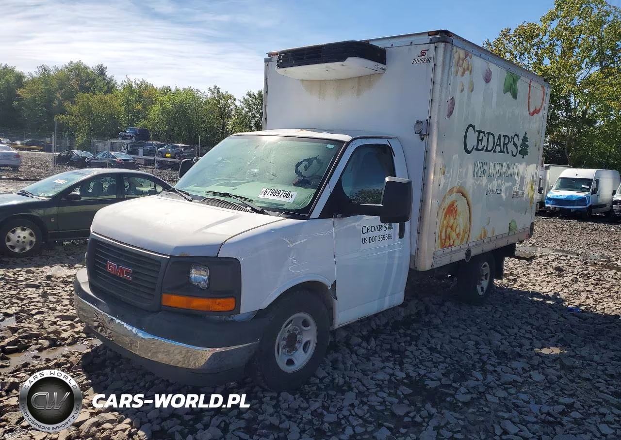2017 Chevrolet Express G3500 VIN:1GB3GRCG0H1125466 - 1