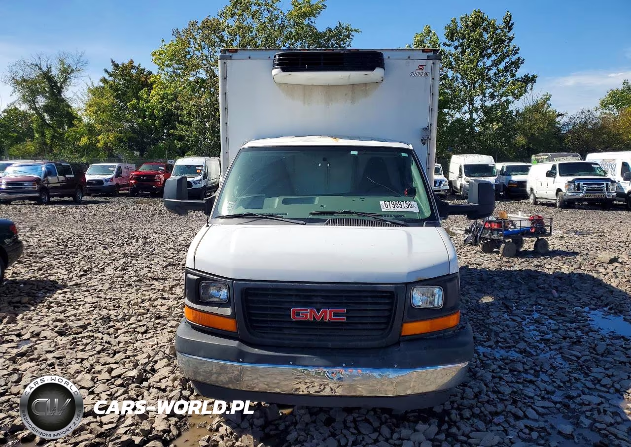 2017 Chevrolet Express G3500 VIN:1GB3GRCG0H1125466 - 5