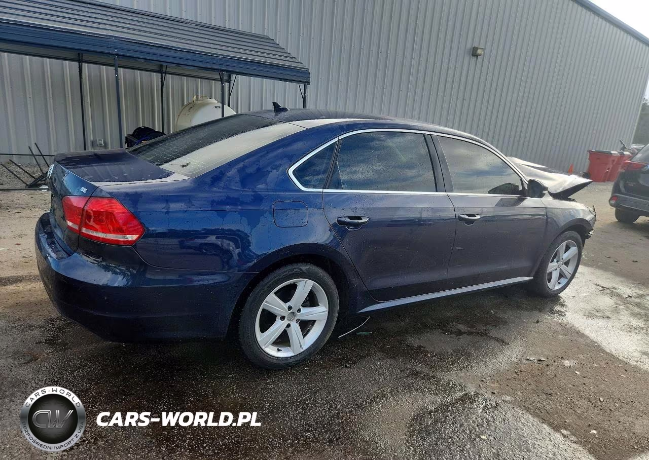2013 Volkswagen Passat Se VIN:1VWBH7A31DC004353 - 3