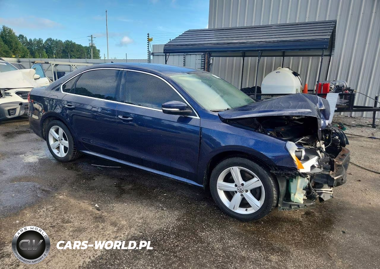 2013 Volkswagen Passat Se VIN:1VWBH7A31DC004353 - 4
