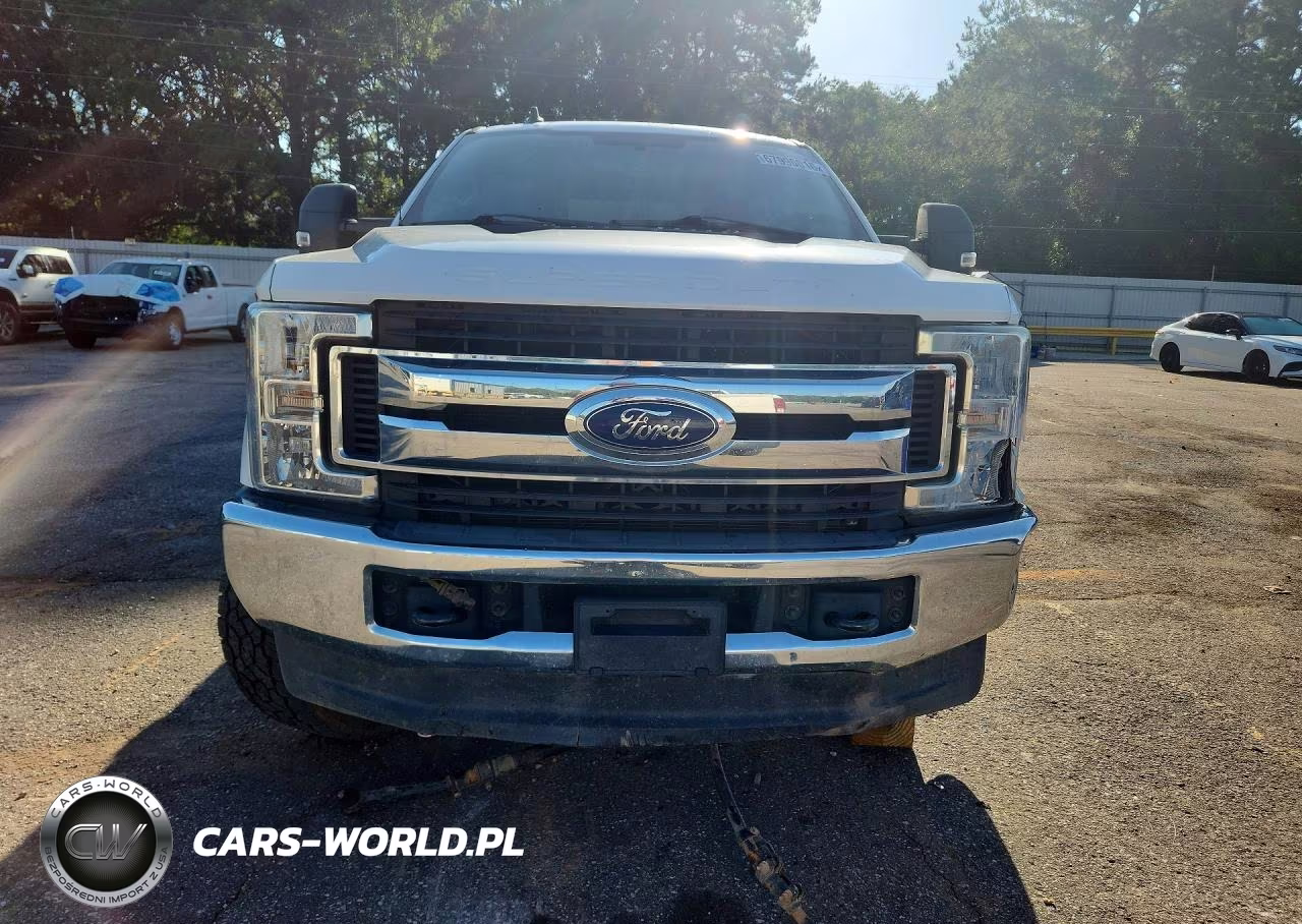 2019 Ford F250 Super Duty VIN:1FT7W2BT5KEF18045 - 5