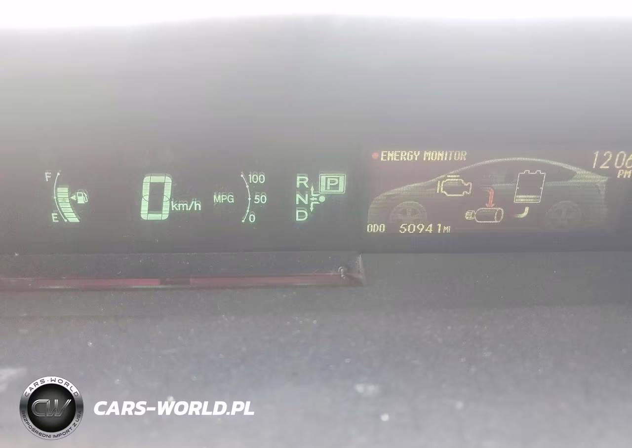 2015 Toyota Prius Two VIN:JTDKN3DU8F1988219 - 9