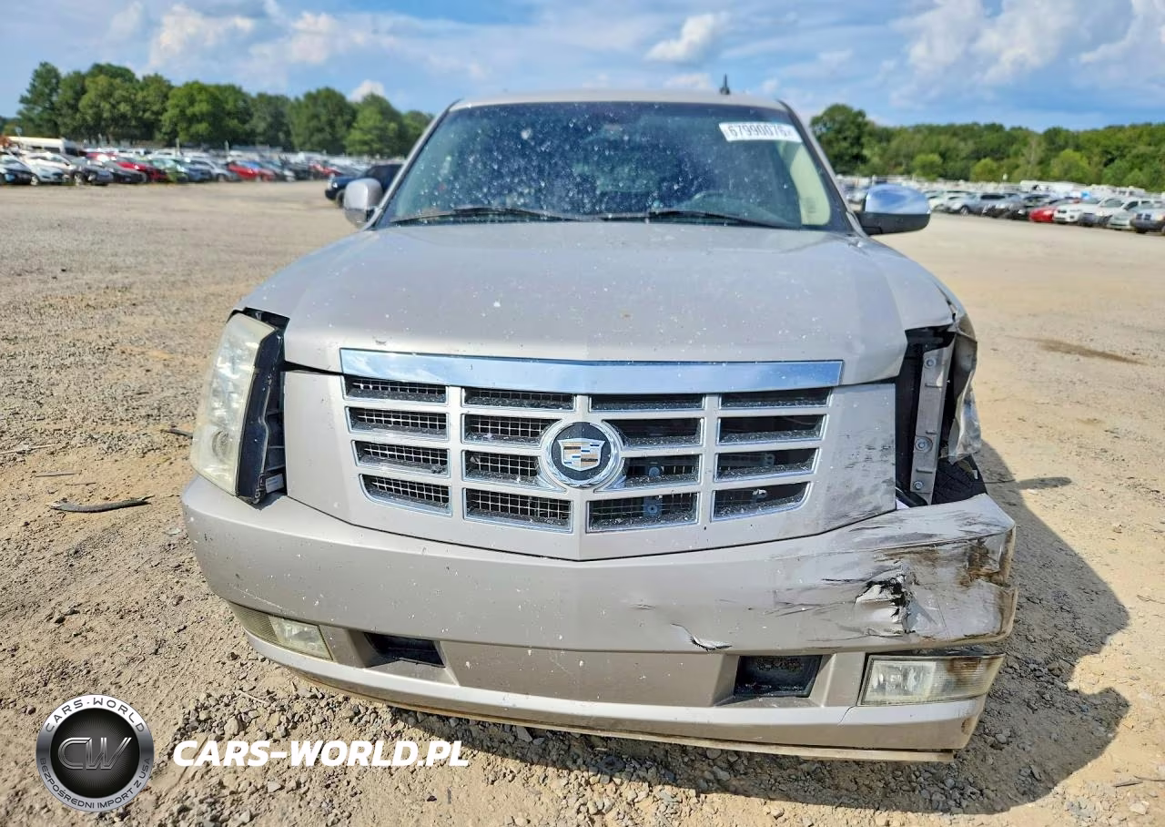 2007 Cadillac Escalade Luxury VIN:1GYEC638X7R343299 - 5